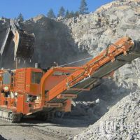 移動式石子破碎機,橫掃沙場!