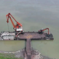 【整治】環(huán)評(píng)缺失 違規(guī)占用長(zhǎng)江岸線!湖北一非法碼頭被拆除